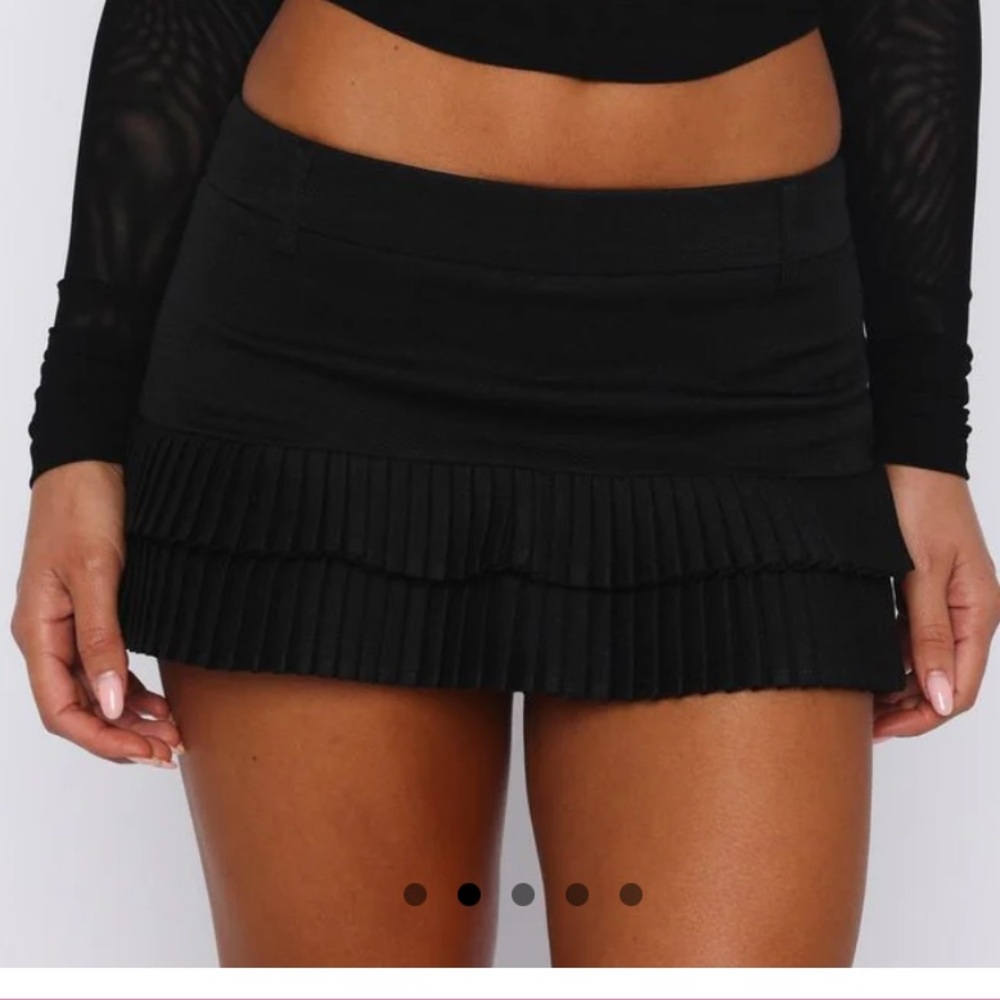 white fox ignoring me mini skirt black xs new with tags